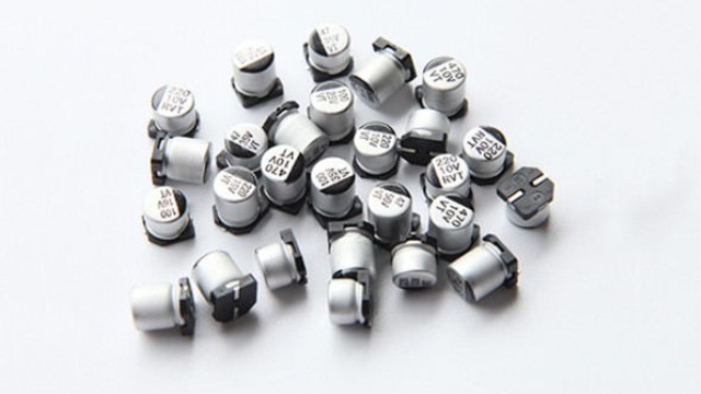 固态麻豆免费下载黄片大全与普通麻豆免费下载黄片大全的区别在哪？各有哪些优点