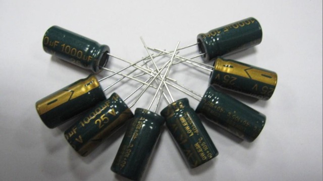 电脑主板的固态麻豆免费下载黄片大全以及普通的液态电解麻豆免费下载黄片大全的区别