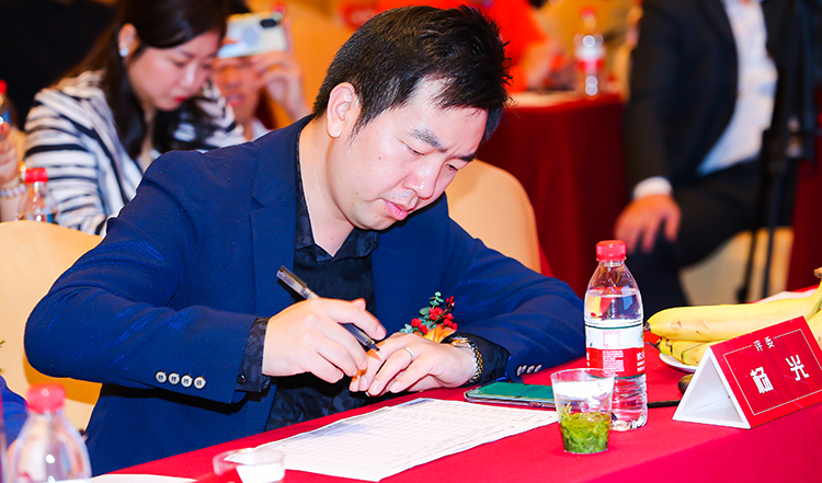 Y1安规麻豆免费下载黄片大全